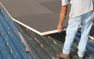 benefits of insulating Slad flat roofing