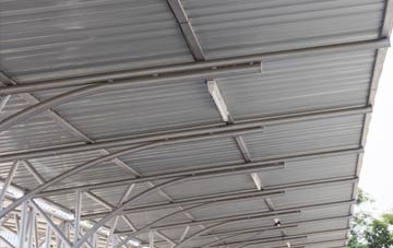 installing Slad metal roofing